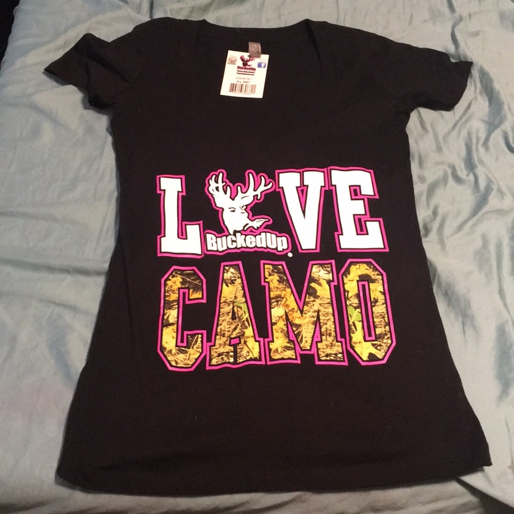 Bucked up Love Camo v-neck